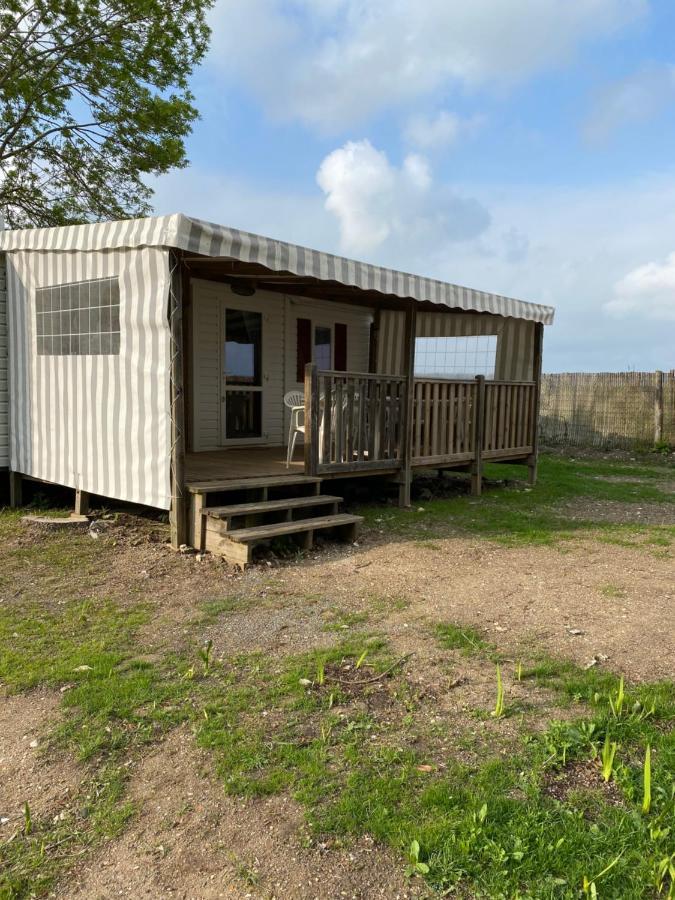Mobil Home Avec Spacieuse Terrasse A Meschers Proche De Royan 외부 사진